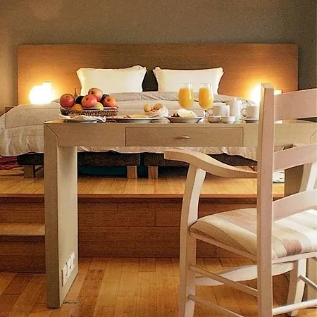 Aigai Hotel
